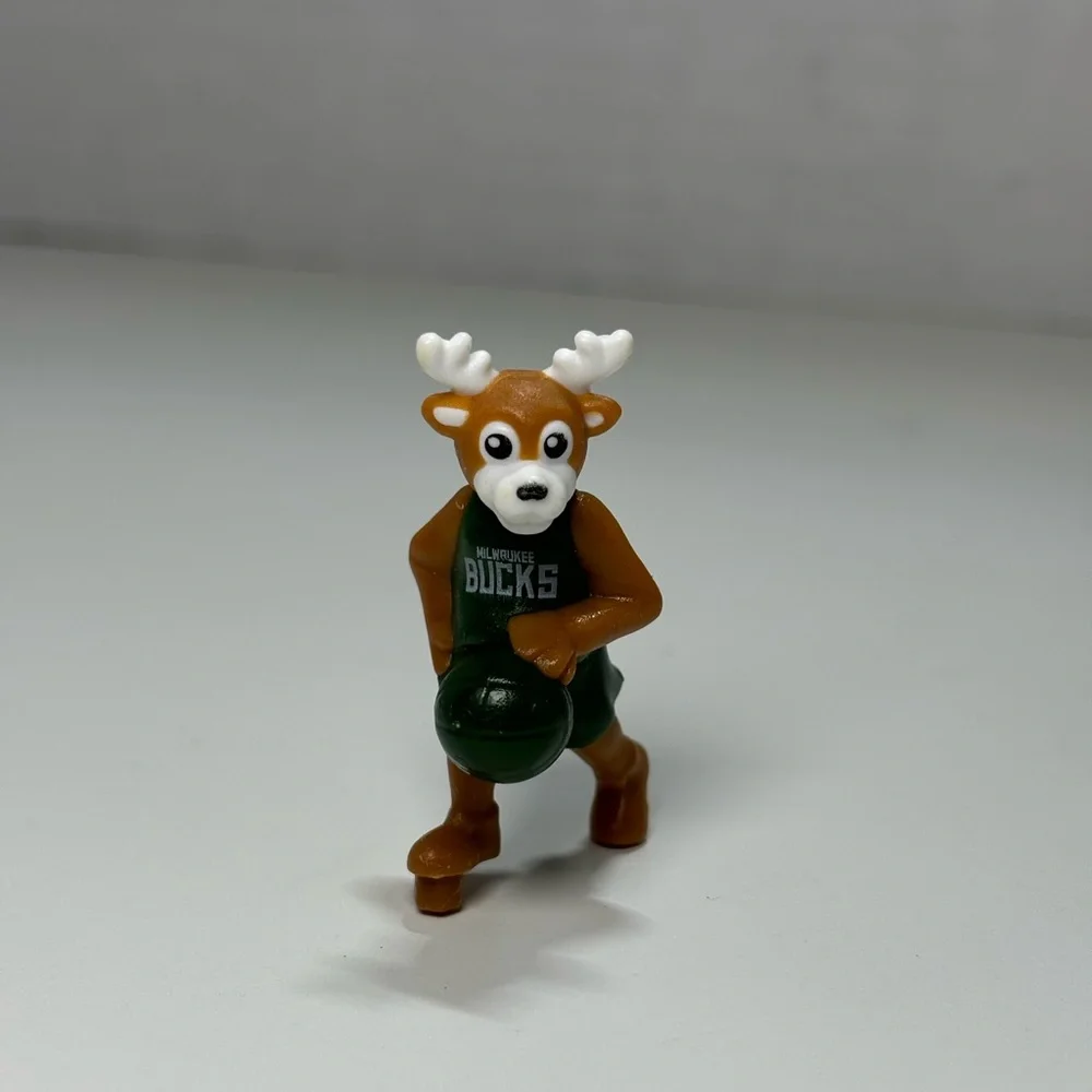 Kinder Joy NBA Mascot Limited Edition 2023 Milwaukee‎ Bucks